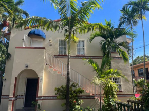 Beds & Sheets little Havana